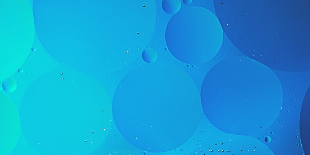 shutterstock_2435258355_GlobalHydrogenReview2025.jpg